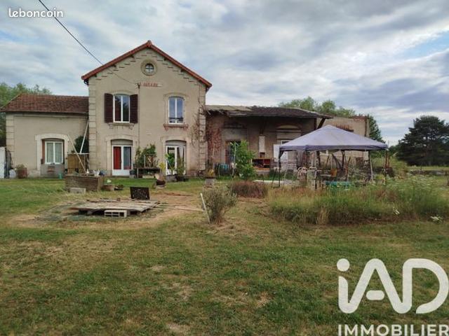 Maison 7 pièces 144 m²