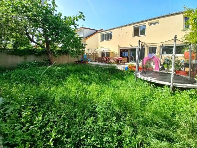 Maison 7 pièces 144 m²