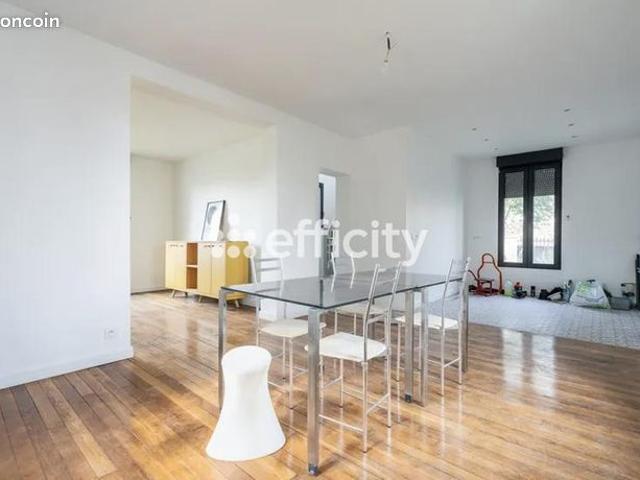 Maison 7 pièces 144 m²