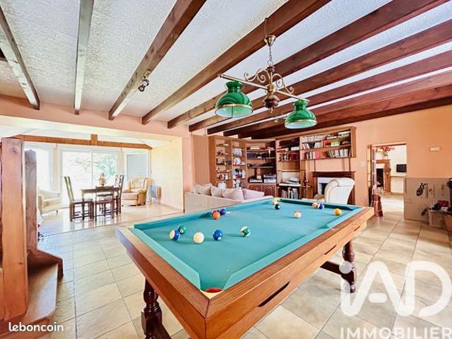Maison 7 pièces 144 m²