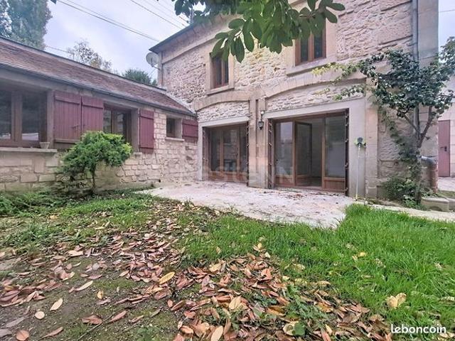Maison 7 pièces 144 m²