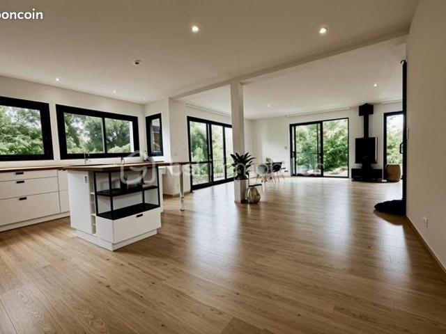 Maison 7 pièces 144 m²