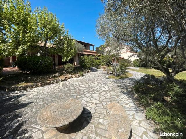 Maison 7 pièces 144 m²