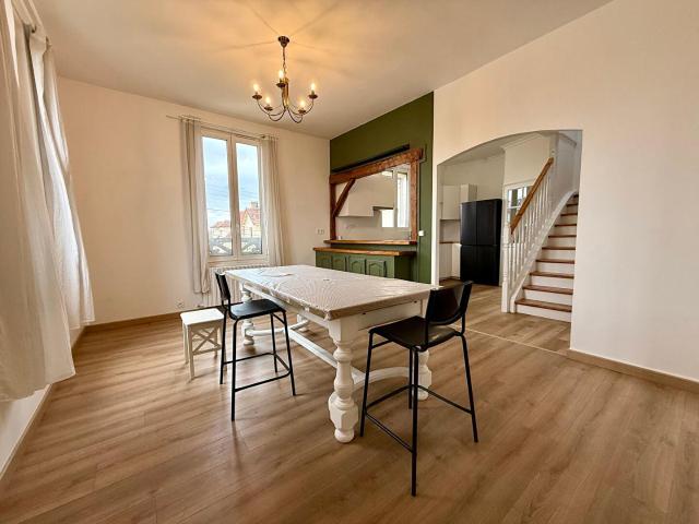 Maison 7 pièces 144 m²