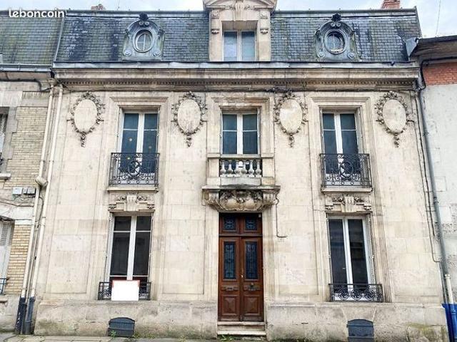 Maison 7 pièces 144 m²