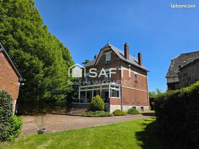 Maison 7 pièces 144 m²