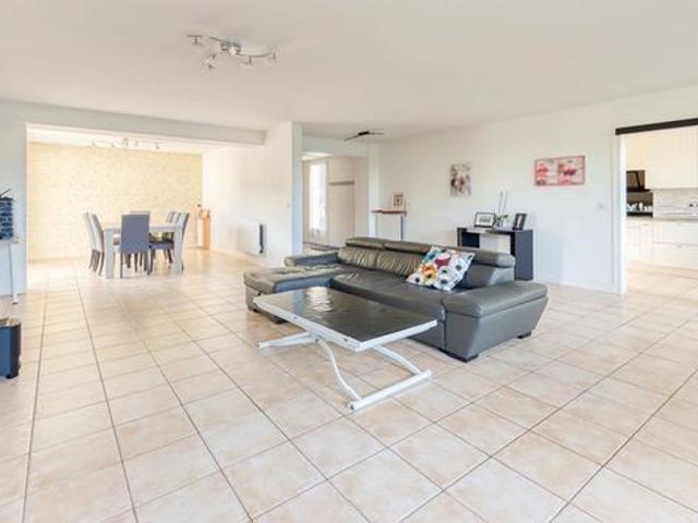 Maison 7 pièces 144 m²