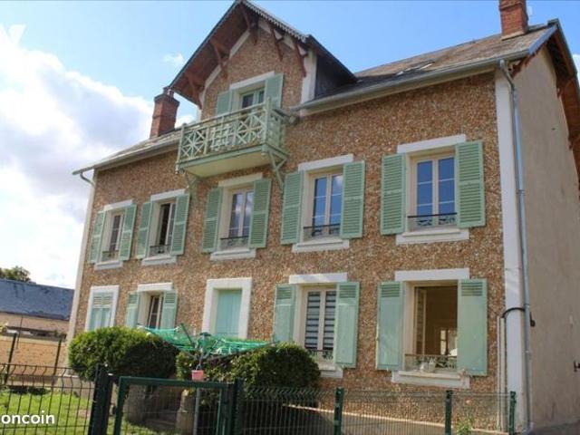 Maison 7 pièces 144 m²