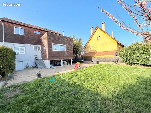 Maison 7 pièces 144 m²