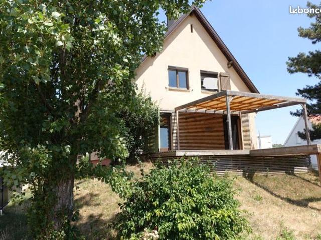 Maison 7 pièces 144 m²