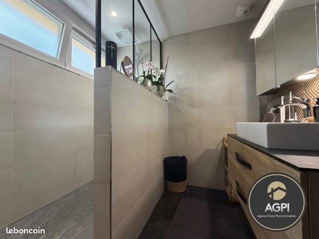Maison 7 pièces 144 m²