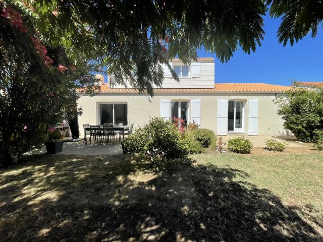 Maison 7 pièces 144 m²