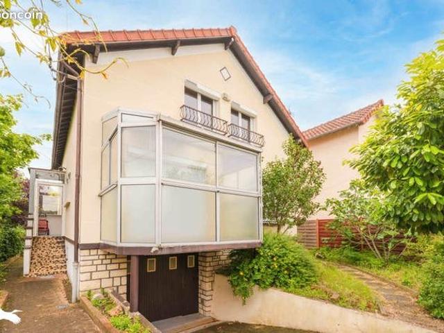 Maison 7 pièces 144 m²