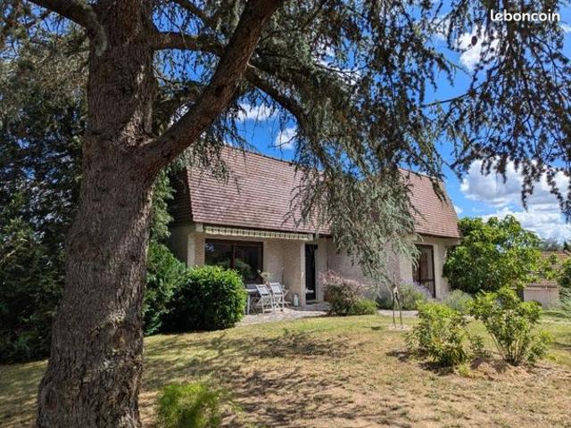 Maison 7 pièces 144 m²