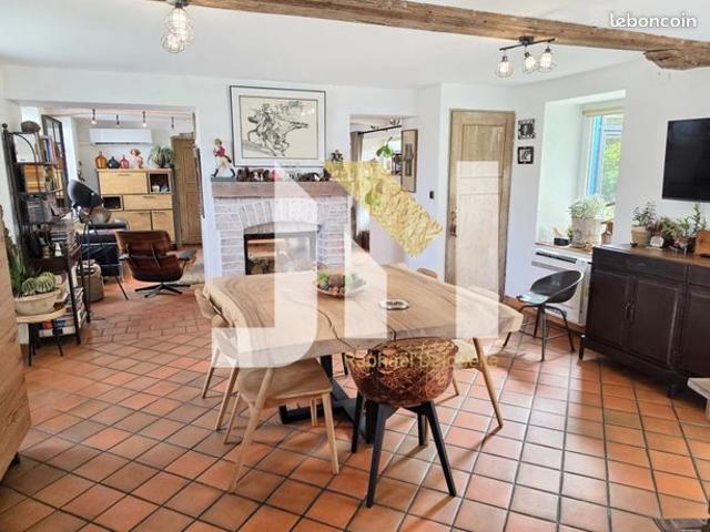 Maison 7 pièces 144 m²