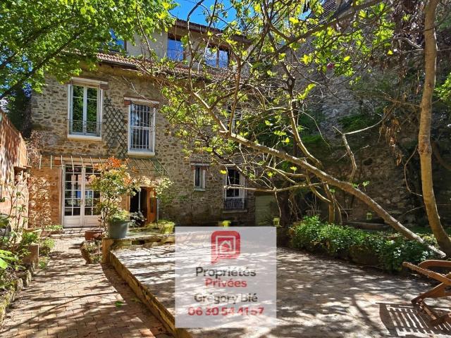 Maison 7 pièces 144 m²