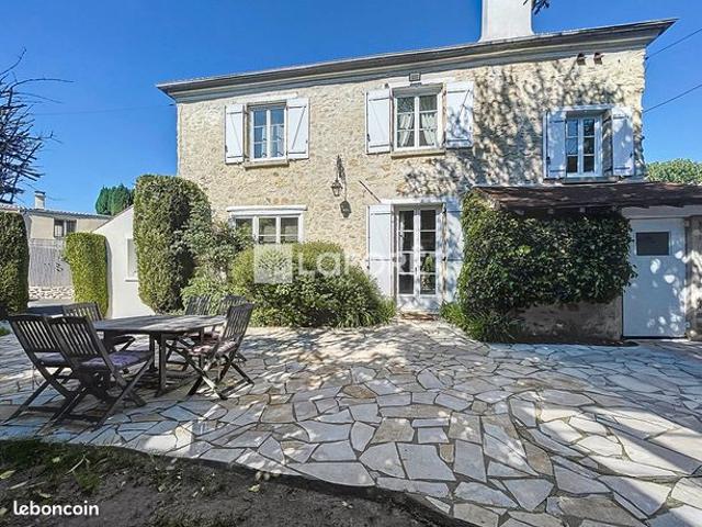 Maison 7 pièces 144 m²