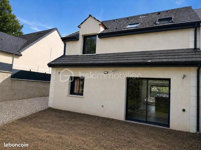 Maison 7 pièces 144 m²