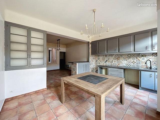 Maison 7 pièces 144 m²