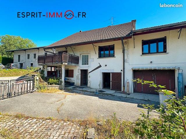 Maison 7 pièces 144 m²