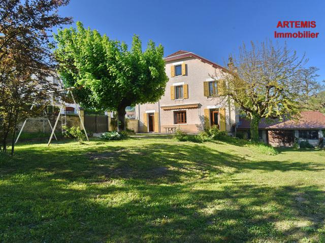Maison 7 pièces 145 m²