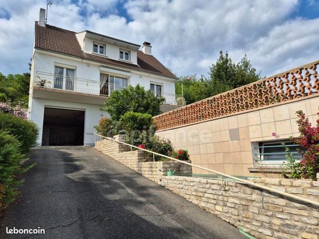 Maison 7 pièces 145 m²