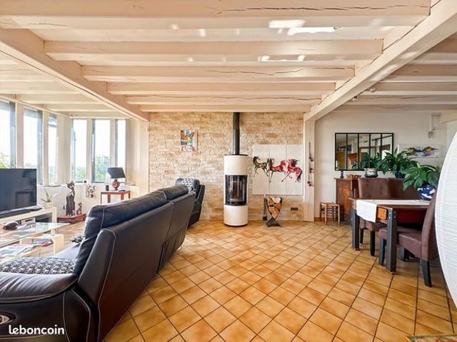 Maison 7 pièces 145 m²