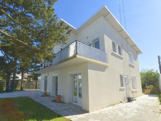Maison 7 pièces 145 m²