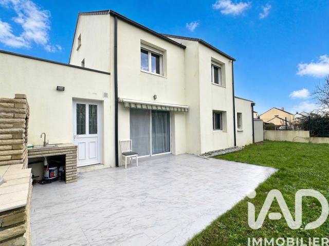 Maison 7 pièces 145 m²