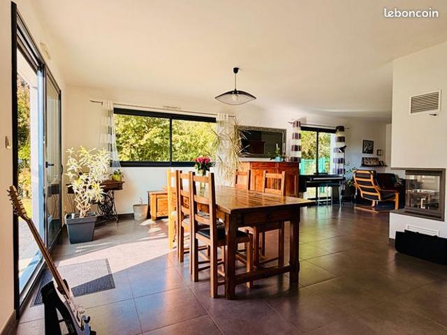 Maison 7 pièces 145 m²