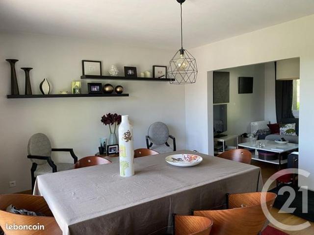 Maison 7 pièces 145 m²