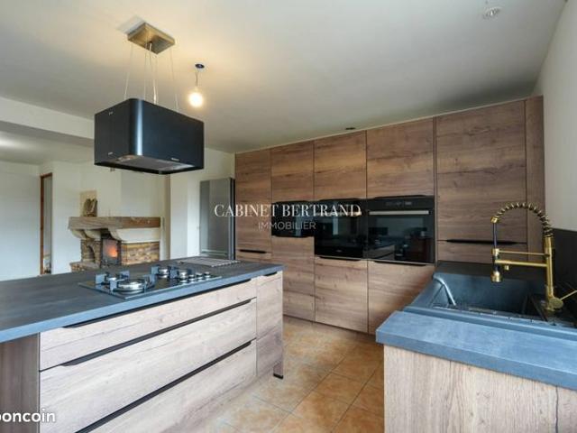 Maison 7 pièces 145 m²
