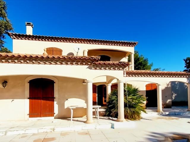 Maison 7 pièces 145 m²