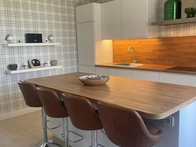Maison 7 pièces 145 m²