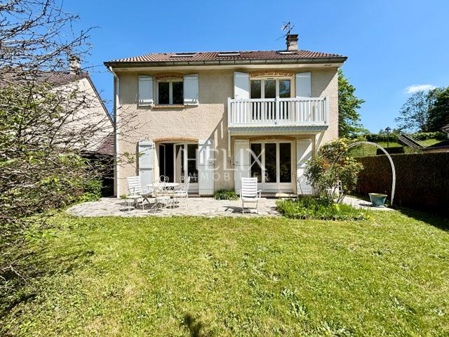 Maison 7 pièces 145 m²