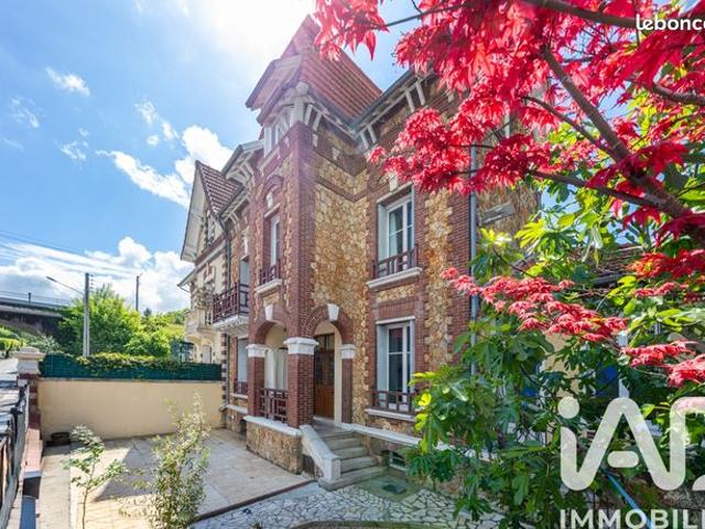 Maison 7 pièces 145 m²