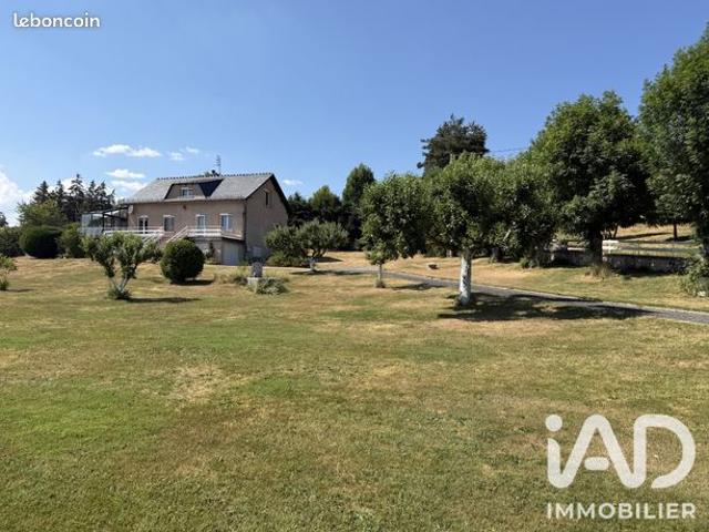 Maison 7 pièces 145 m²