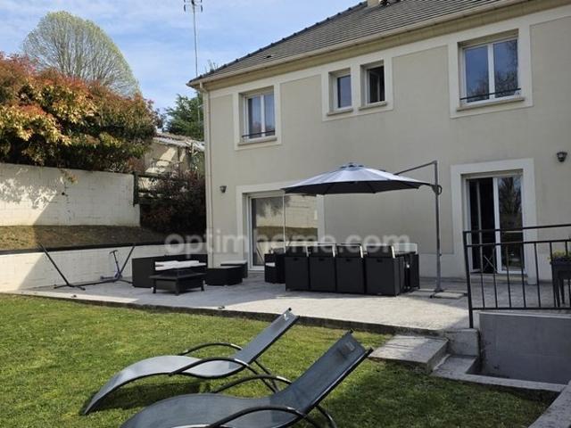 Maison 7 pièces 145 m²