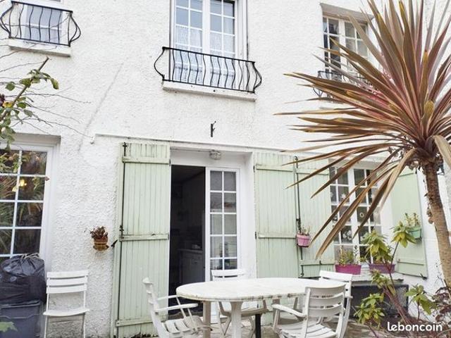 Maison 7 pièces 145 m²