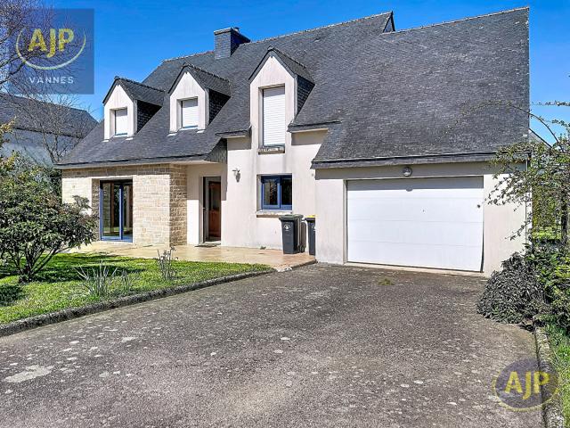 Maison 7 pièces 145 m²