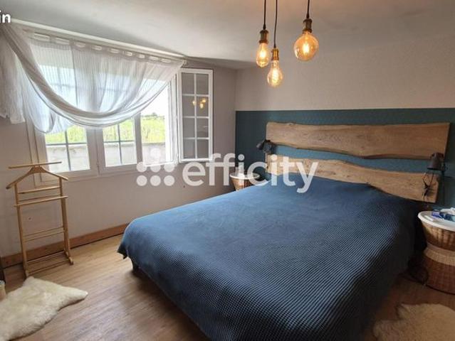 Maison 7 pièces 145 m²
