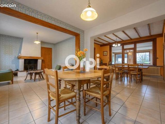 Maison 7 pièces 145 m²