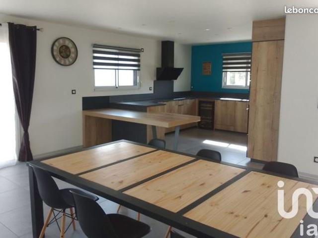 Maison 7 pièces 145 m²