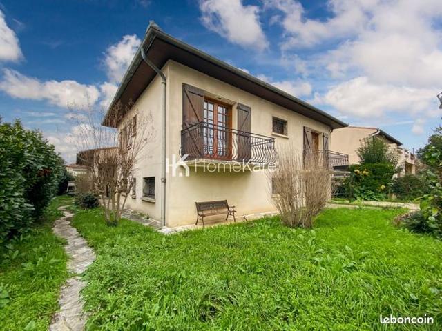 Maison 7 pièces 145 m²