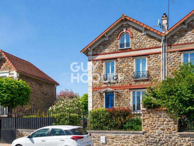 Maison 7 pièces 145 m²