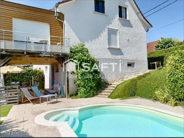 Maison 7 pièces 145 m²