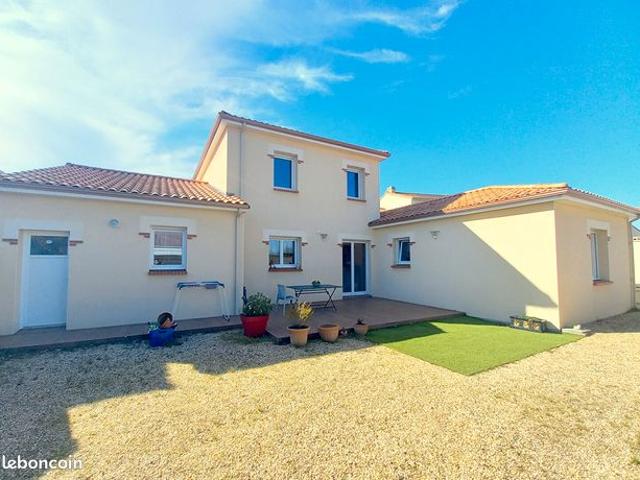 Maison 7 pièces 145 m²