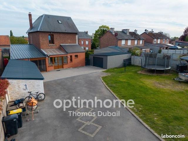 Maison 7 pièces 145 m²