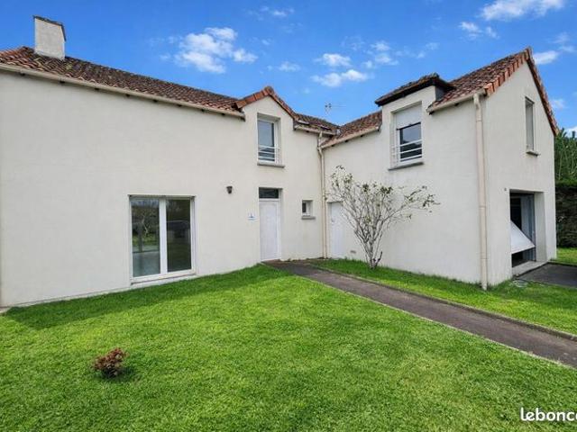 Maison 7 pièces 145 m²