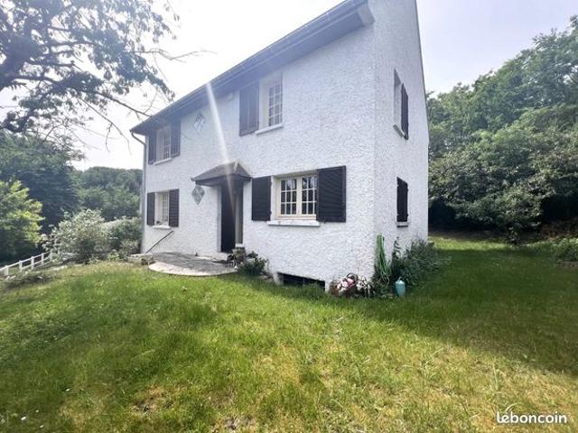 Maison 7 pièces 145 m²